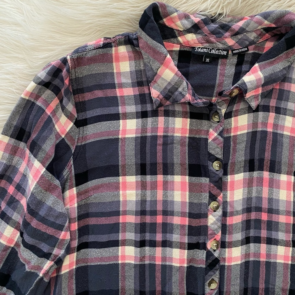 Tolani Pink Gray Plaid Print Back Button Front Tunic Top Relaxed Fit Shirt - Picture 3 of 10